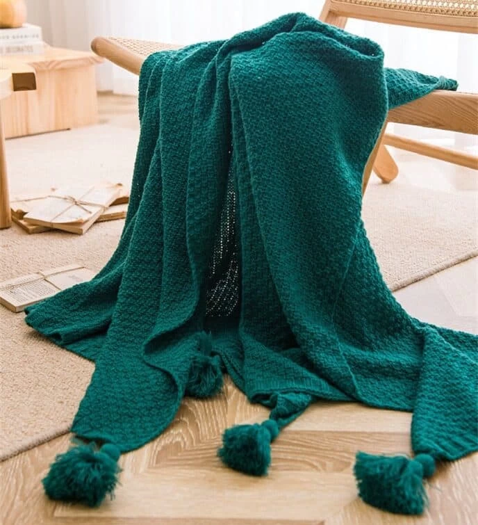 Plaid Tricot Doux à Pompons 9 Plaid Tricot Doux à Pompons – Image 9