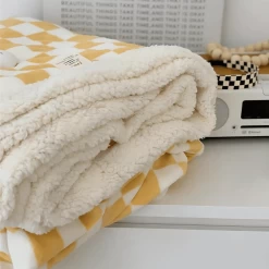 Plaid Cocooning Damier En Polaire Double épaisseur -Confort Paradis 11 1 2