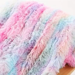 Plaid Cocooning En Fausse Fourrure Multicolore -Confort Paradis 3bc7d33b 1098 425b a3d5 4220ee848760