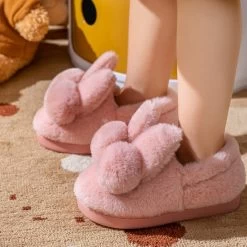 Chaussons Fillette Pompons Oreilles De Lapin