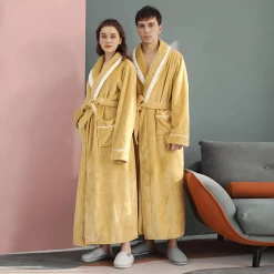 Peignoir Polaire Long Avec Liseré Blanc 8 Peignoir Polaire Long Avec Liseré Blanc -Confort Paradis 8 7