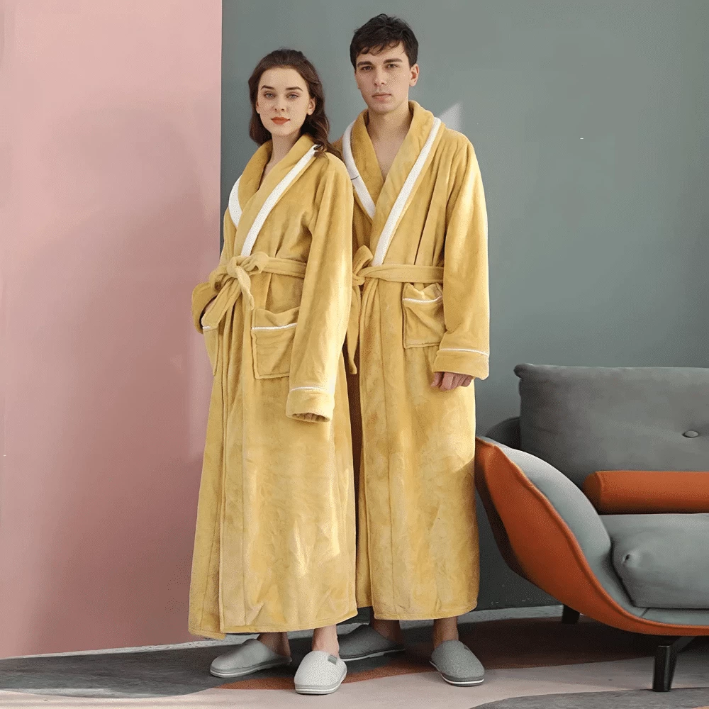 Peignoir Polaire Long Avec Liseré Blanc 3 Peignoir Polaire Long Avec Liseré Blanc – Image 3