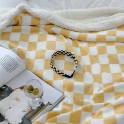 Plaid Cocooning Damier En Polaire Double épaisseur -Confort Paradis 9 2 3