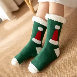 Chaussettes De Noël Fourrées Bonnet De Noël 5 Chaussettes De Noël Fourrées Bonnet De Noël -Confort Paradis Chaussettes noel bonnet vert