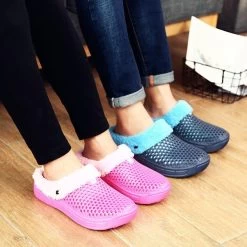 Chaussons Fourrés Homme Sabot -Confort Paradis Chaussons fourres bleu rose e1691502138454