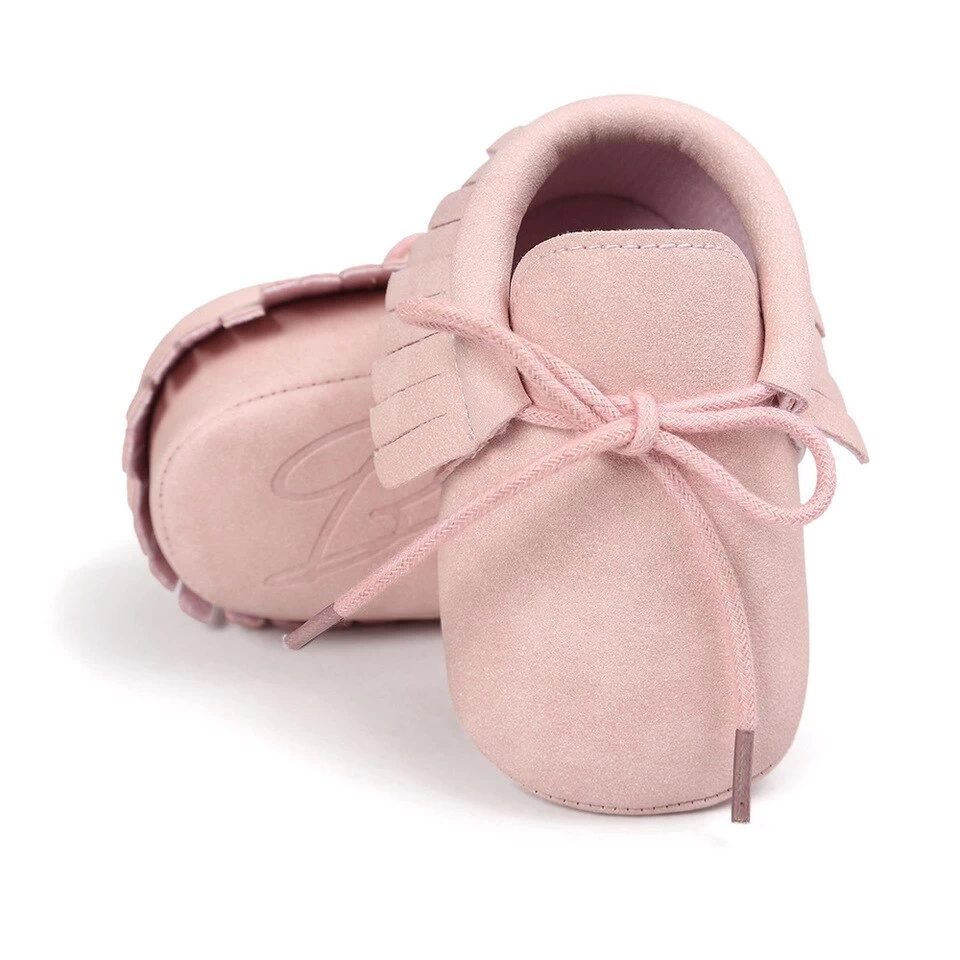 Chaussons Souples Bébé Franges Et Lacets 3 Chaussons Souples Bébé Franges Et Lacets – Image 3