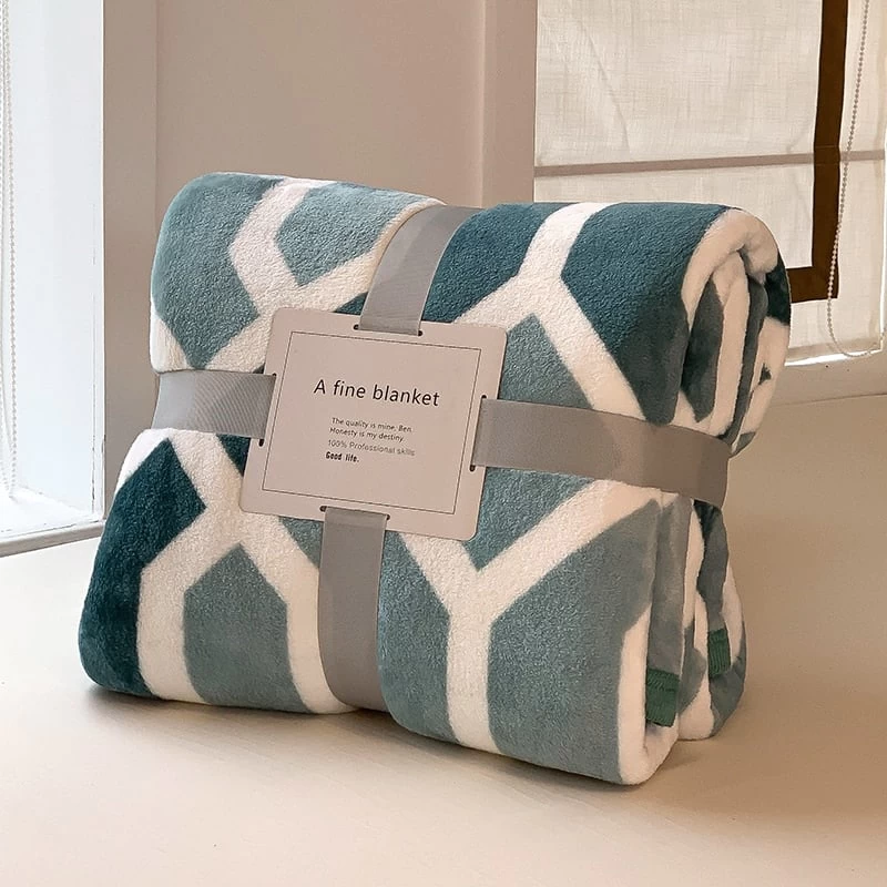 Plaid Polaire Géométrie Vert D’eau 5 Plaid Polaire Géométrie Vert D’eau – Image 5